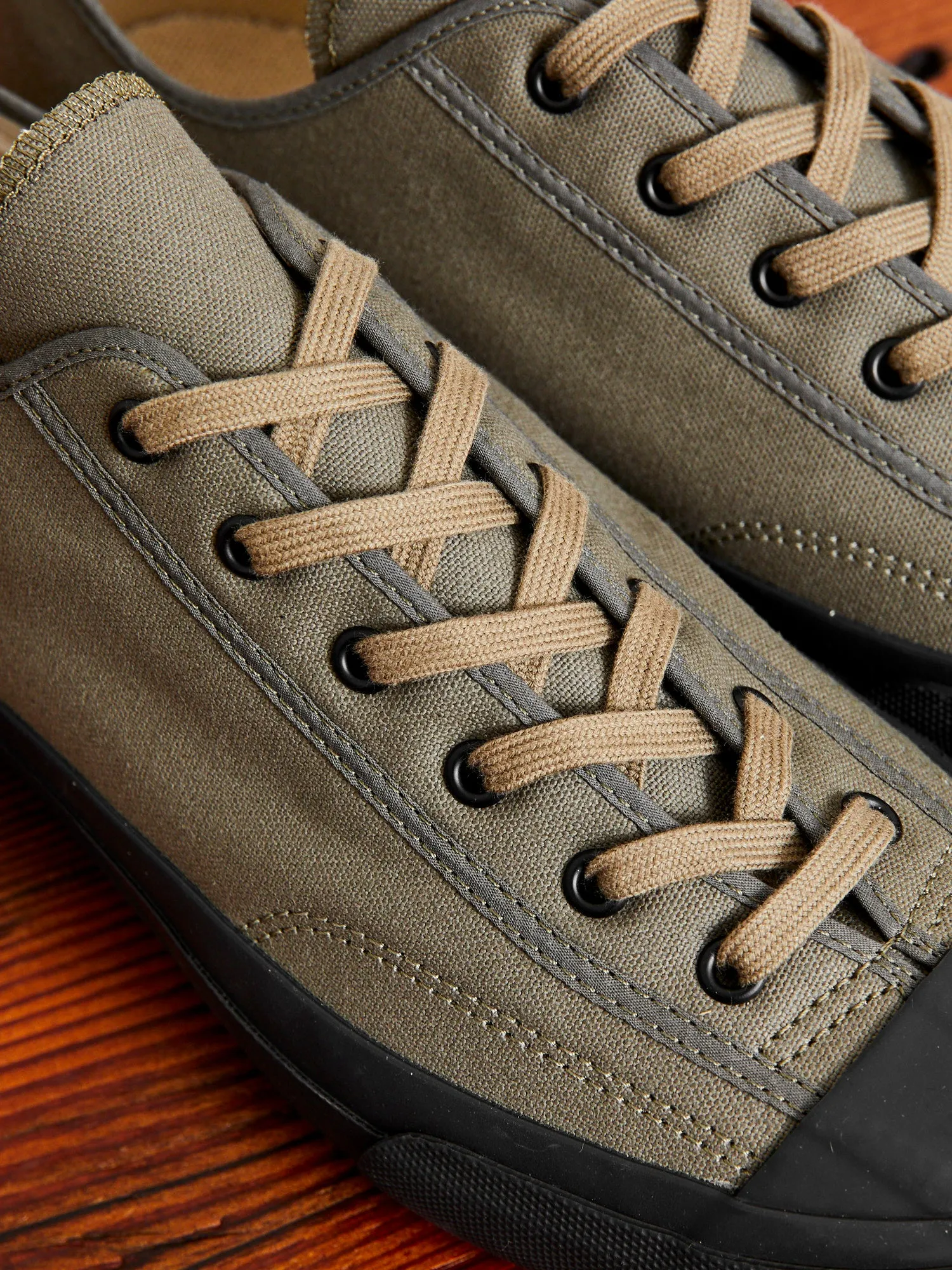 Gym Classic Sneaker in Olive