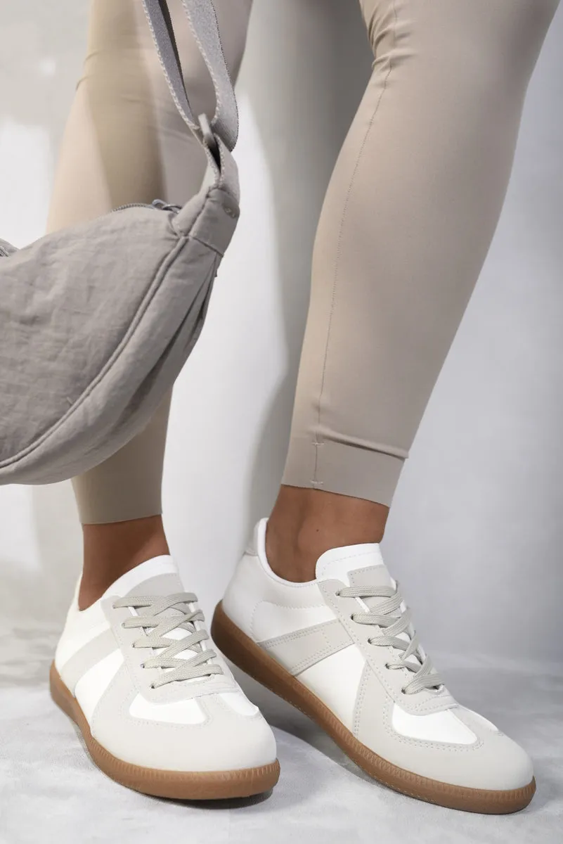 Low Top Lace-Up Trainers