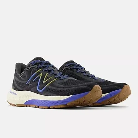 NEW BALANCE- WOMEN'S 880 ATHLETIC SHOE