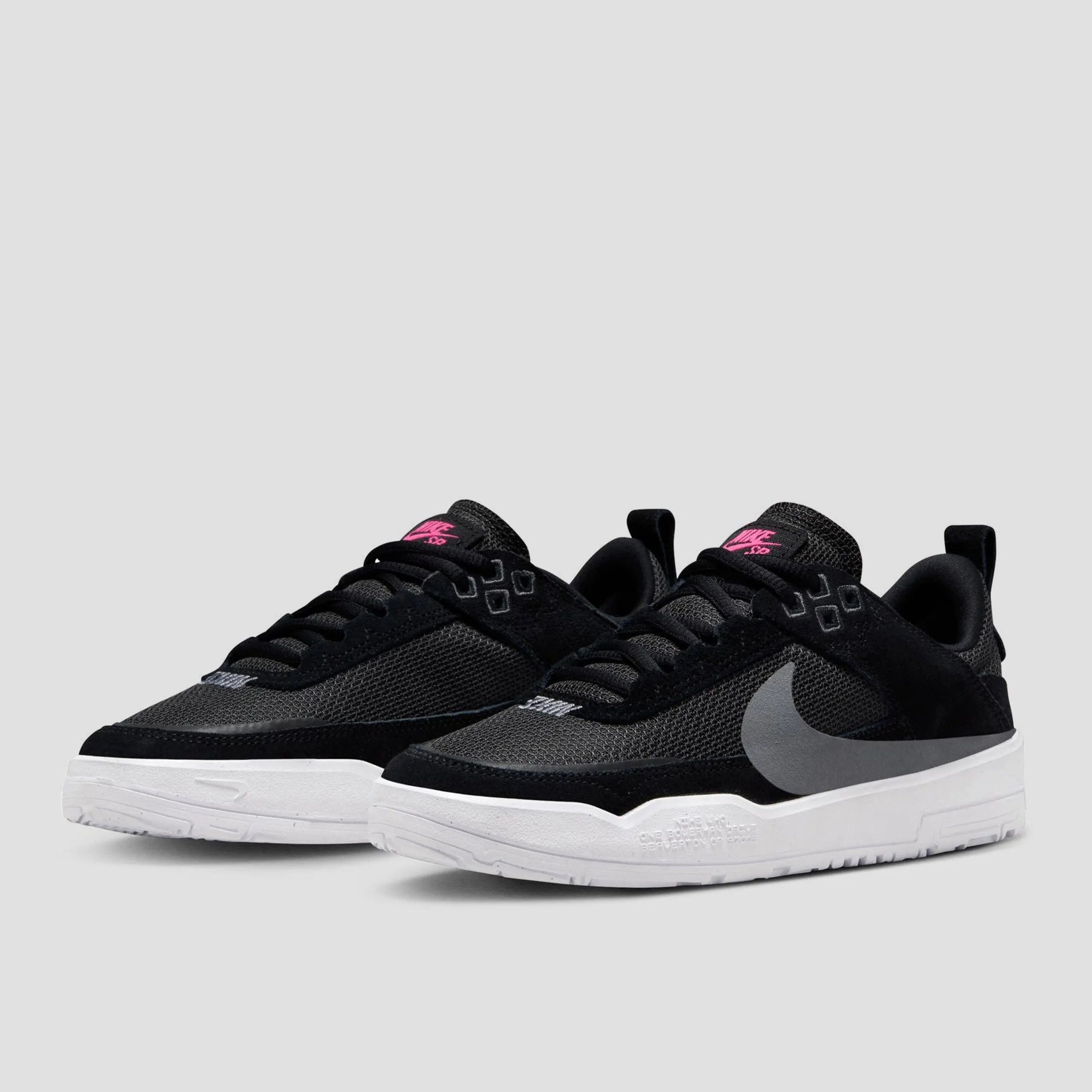 Nike SB Day One Youth Skate Shoes Black / Cool Grey / Anthracite / Alchemy Pink